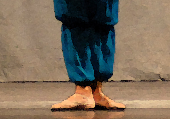 unclose of the male dancer in blue.